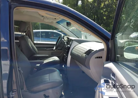 2009 Dodge Grand Caravan Sxt из США, поврежденный, VIN 2D8HN54X79R506471